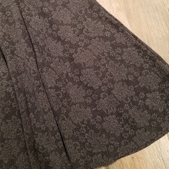 Pins and Needles Dress - Picture 3 of 8